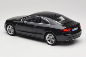 Audi S5 B8 Coupe Čierny Norev 1:18 188360 Kov – obrázok 7 z 8