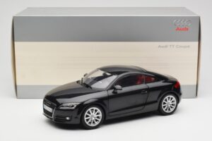 Audi TT 8J Phantom Čierny Minichamps 1:18 5010500425 Kov – obrázok 8 z 8