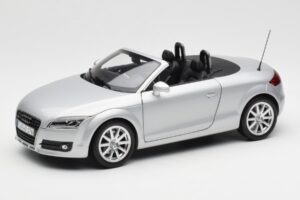 Audi TT 8J Roadster Svetlo Strieborný Minichamps 1:18 5010500515 Kov