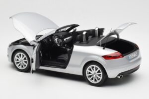Audi TT 8J Roadster Svetlo Strieborný Minichamps 1:18 5010500515 Kov – obrázok 5 z 8
