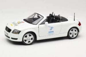 Audi TT 8N Kabriolet Biely Maisto 1:18 56065 Kov