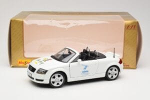 Audi TT 8N Kabriolet Biely Maisto 1:18 56065 Kov – obrázok 8 z 8