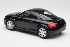 Audi TT 8N Čierny Minichamps 1:18 155017021 Kov – obrázok 5 z 6