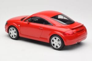 Audi TT 8N Červený Minichamps 1:18 155017022 Kov – obrázok 5 z 6