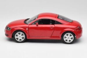Audi TT 8N Coupe Červený Revell 1:18 89909092 Kov – obrázok 4 z 8