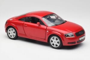 Audi TT 8N Coupe Červený Revell 1:18 89909092 Kov – obrázok 6 z 8