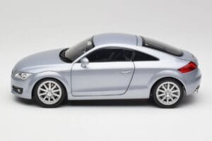 Audi TT 8N RHD Lake Strieborná Metalíza Minichamps 1:18 150015020 Kov – obrázok 4 z 8