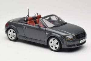 Audi TT 8N Roadster Šedý Maisto 1:18 50346 Kov – obrázok 6 z 8