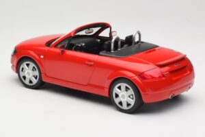 Audi TT 8N Roadster Červený Minichamps 1:18 155017032 Kov – obrázok 5 z 6