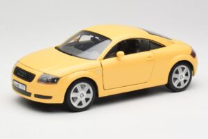 Audi TT 8N Žltý Revell 1:18 08954-M1 Kov