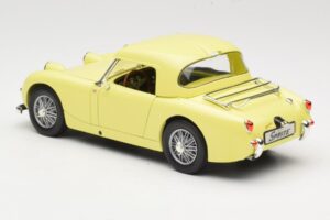 Austin-Healey Sprite Mk1 Žltý Revell 1:18 8835 Kov – obrázok 7 z 8
