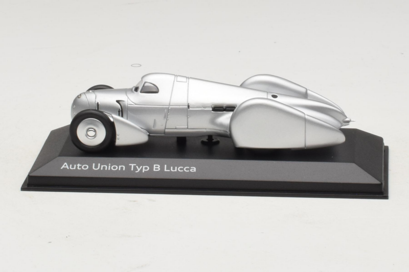 Auto Union Type B Lucca Silver Minichamps 1:43 5031300413 Kov