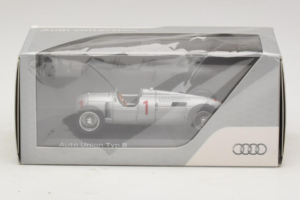 Auto Union Typ B #1 Strieborný Minichamps 1:43 5031300313 Kov – obrázok 5 z 5