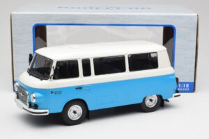 Barkas B1000 Modrý & Biely MCG 1:18 MCG18007 Kov – obrázok 2 z 6