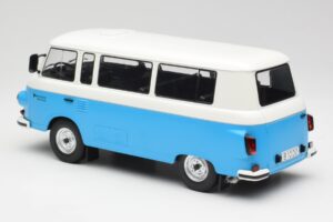 Barkas B1000 Modrý & Biely MCG 1:18 MCG18007 Kov – obrázok 4 z 6