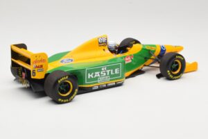 Benetton Ford B193B #5 R. Patrese 3rd Place British GP 1993 Minichamps 1:18 110930906 Kov – obrázok 2 z 6
