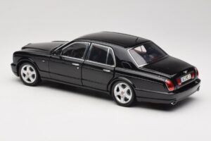 Bentley Arnage R Čierny Minichamps 1:18 100139071 Kov – obrázok 7 z 8