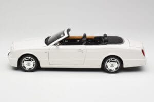 Bentley Azure Glacier White Minichamps 1:18 100139502 Kov – obrázok 4 z 8