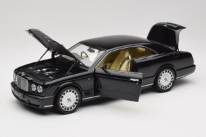 Bentley Brooklands Čierny Minichamps 1:18 100139600 Kov – obrázok 2 z 8