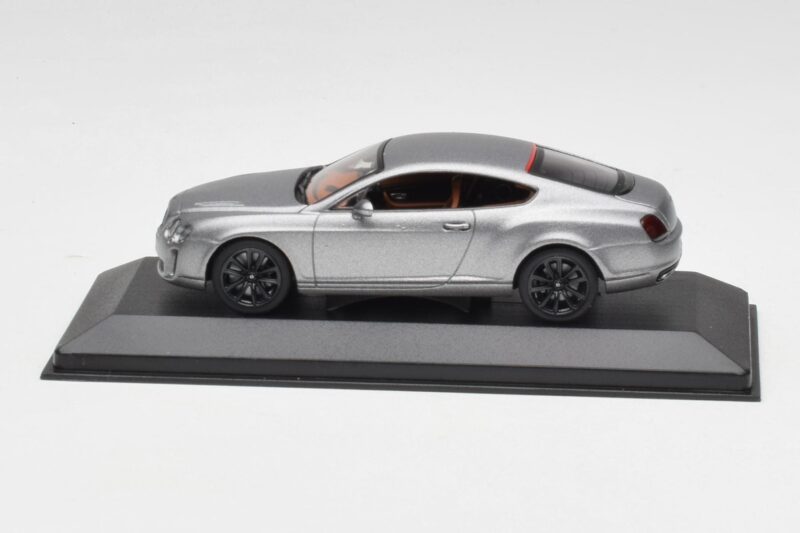 Bentley Continental GT Šedý S Čiernymi Ráfikmi Minichamps 1:43 BENTLEY001 Kov