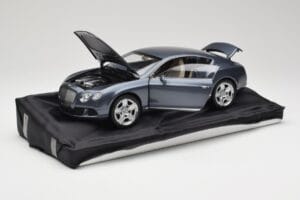 Bentley Continental GT Grey Metallic Minichamps 1:18 100139920 Kov – obrázok 2 z 8