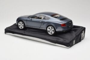Bentley Continental GT Grey Metallic Minichamps 1:18 100139920 Kov – obrázok 7 z 8