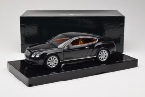 Bentley Continental GT Midnight Emerald Minichamps 1:18 BL389 Kov – obrázok 8 z 8