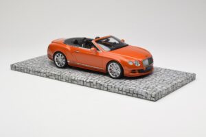 Bentley Continental GT Speed Kabriolet Orange Metallic Minichamps 1:18 107139430 Kov – obrázok 4 z 6