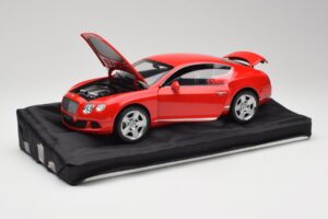 Bentley Continental GT St. James Red Minichamps 1:18 100139922 Kov – obrázok 2 z 8