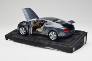 Bentley Continental GT Thunder Šedý Minichamps 1:18 BL835 – obrázok 5 z 8