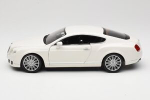 Bentley Continental GT Biely Minichamps 1:18 100139621 Kov – obrázok 4 z 8