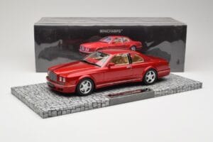 Bentley Continental R Red Metallic Minichamps 1:18 107139940 Kov – obrázok 6 z 6
