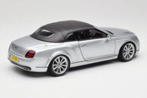 Bentley Continental Supersports Kabriolet 1. Generácia Strieborný Bburago 1:18 18-11037S Kov – obrázok 3 z 8