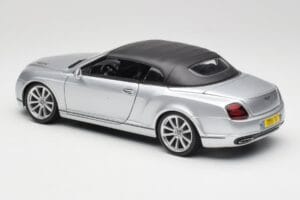 Bentley Continental Supersports Kabriolet 1. Generácia Strieborný Bburago 1:18 18-11037S Kov – obrázok 7 z 8