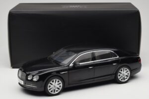 Bentley Flying Spur W12 Onyx Black Kyosho 1:18 08891NX Kov – obrázok 8 z 8