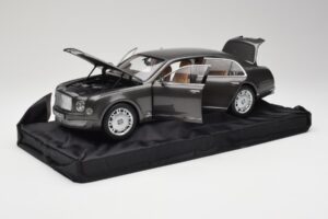 Bentley Mulsanne Brodgar Metallic Minichamps 1:18 BL843 Kov – obrázok 2 z 8
