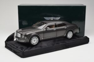 Bentley Mulsanne Brodgar Metallic Minichamps 1:18 BL843 Kov – obrázok 8 z 8