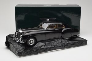 Bentley R-Type Continental Black Metallic Minichamps 1:18 100139420 Kov – obrázok 8 z 8