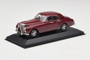 Bentley S1 Continental Flying Spur Vínový Minichamps 1:43 436139550 Kov – obrázok 2 z 4