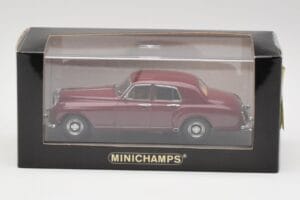 Bentley S1 Continental Flying Spur Vínový Minichamps 1:43 436139550 Kov – obrázok 4 z 4