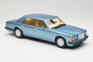 Bentley Turbo R LWB Modrý GT Spirit 1:18 GT782 Živica – obrázok 4 z 6