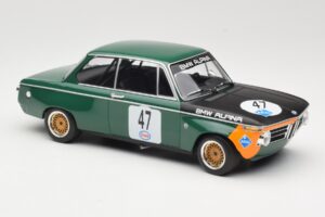 BMW 1600-2 BMW Alpina #47 P. Meyer Internationales ADAC Eifelrennen Nurburgring 1971 Minichamps 1:18 155712647 Kov – obrázok 4 z 6