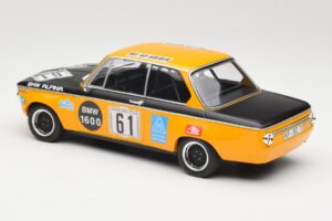 BMW 1600-2 BMW Alpina #61 R. Herzog / N. Lauda DNF 6 Hours Nurburgring 1970 Minichamps 1:18 155702661 Kov – obrázok 5 z 6