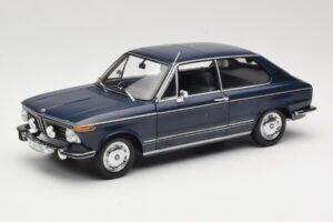 BMW 1600 Touring Modrý Minichamps 1:18 80430145823 Kov