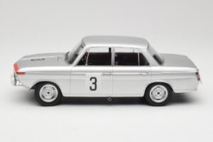 BMW 1800 TiSA #3 D. Glemser / J. Ickx 24 Hours of Spa 1965 Minichamps 1:18 155652903 Kov – obrázok 3 z 6