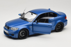 BMW 1M Coupe E82 Blue Metallic Minichamps 1:18 110020025 Kov – obrázok 2 z 8