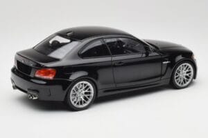 BMW 1M Coupe E82 Black Metallic Minichamps 1:18 110020021 Kov – obrázok 3 z 8