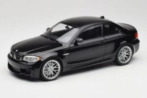 BMW 1M Coupe E82 Black Metallic Minichamps 1:18 110020021 Kov
