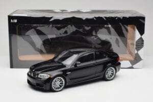 BMW 1M Coupe E82 Black Metallic Minichamps 1:18 110020021 Kov – obrázok 8 z 8