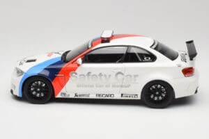BMW 1M Coupe E82 Safety Car MotoGP 2011 Minichamps 1:18 110020040 Kov – obrázok 4 z 8